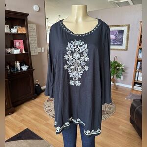 Belle Kim Gravel black & gold 3/4 sleeves tunic-size XXL